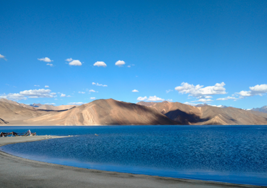 Ladakh Odyssey: Journey via Srinagar