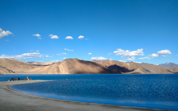 Ladakh Odyssey: Journey via Srinagar